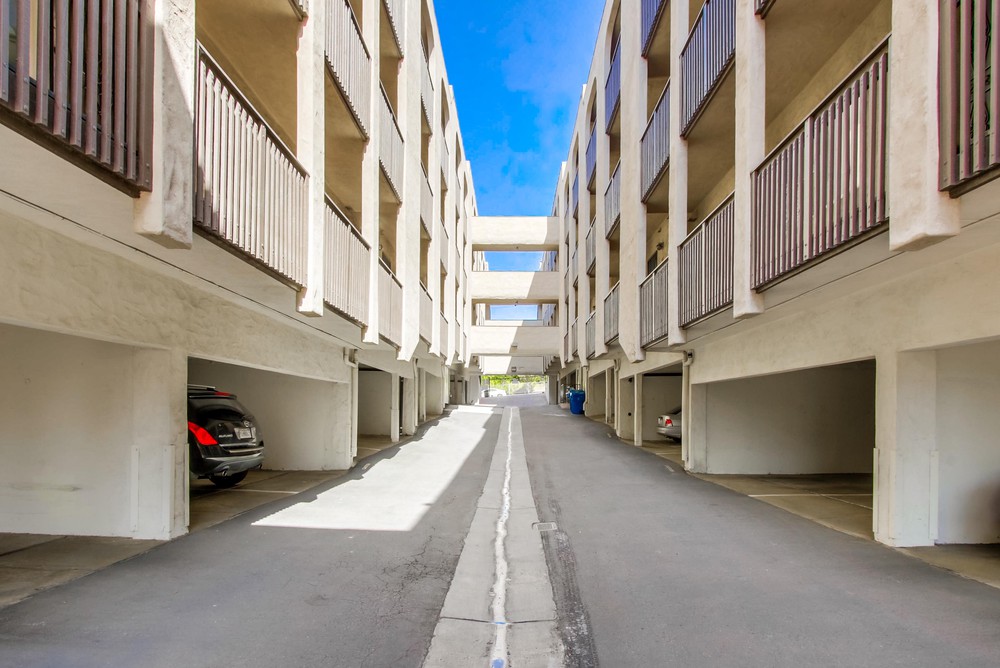 Virtual tour photo 39 of 40 for 2727 Morena Blvd