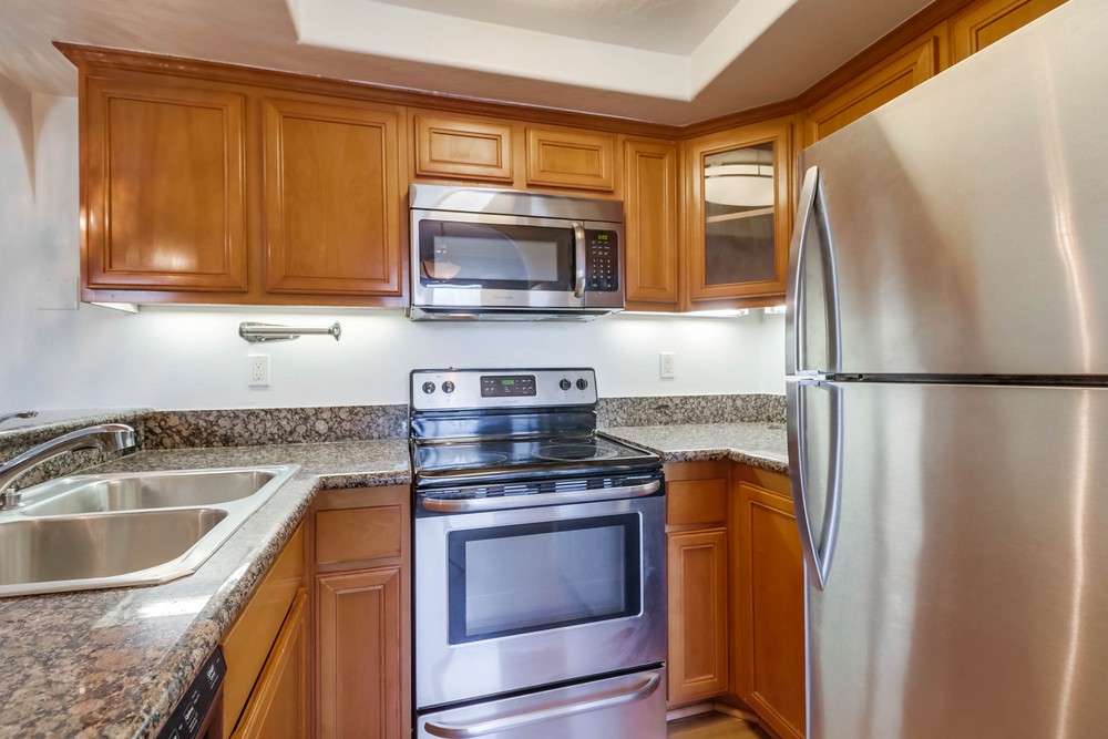 Virtual tour photo 20 of 29 for 2728 B St UNIT 102