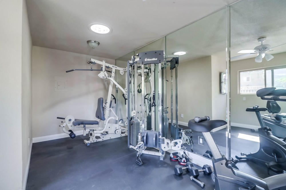 Virtual tour photo 27 of 29 for 2728 B St UNIT 102