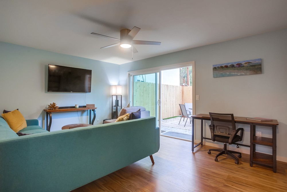 Virtual tour photo 8 of 61 for 2729 Erie St