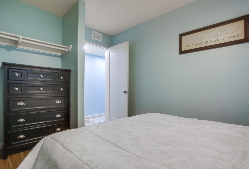 Virtual tour photo 37 of 61 for 2729 Erie St
