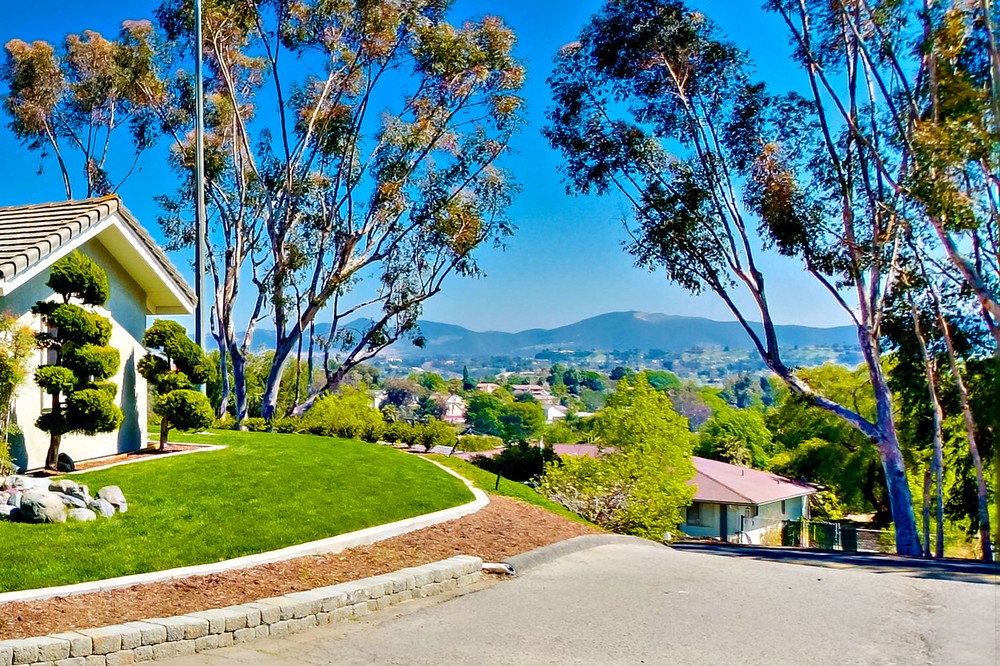 Virtual tour photo 1 of 40 for 273 Mar Vista Dr