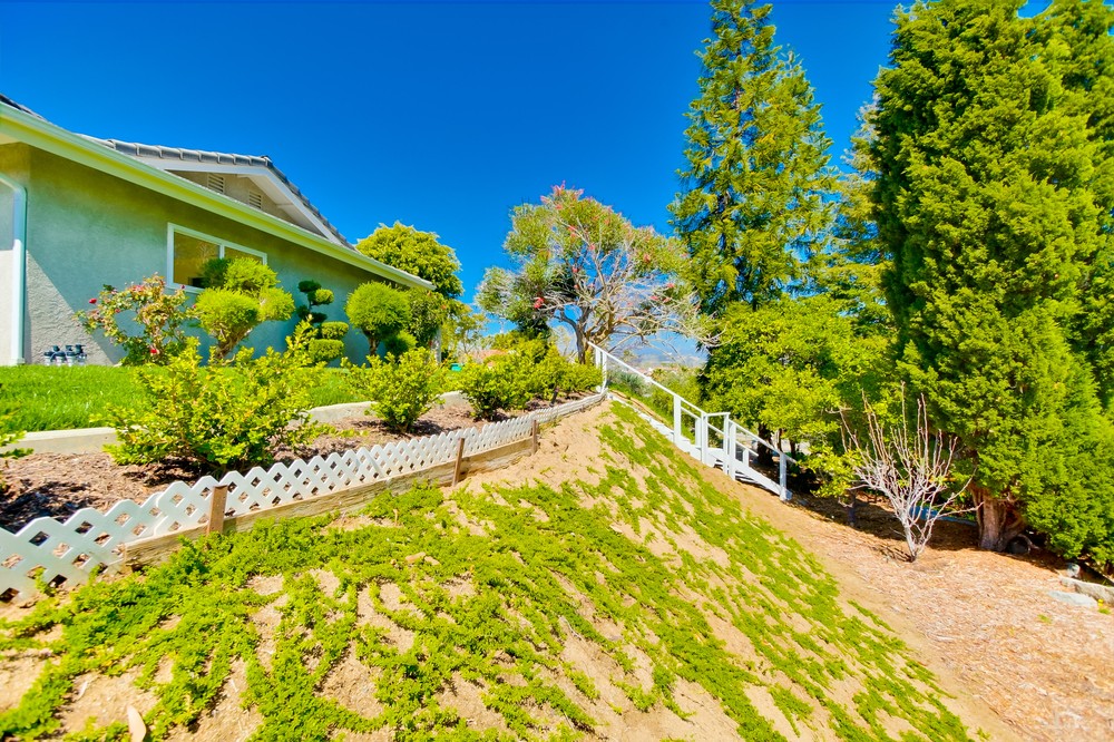 Virtual tour photo 8 of 40 for 273 Mar Vista Dr