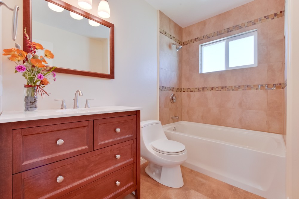 Virtual tour photo 25 of 40 for 273 Mar Vista Dr