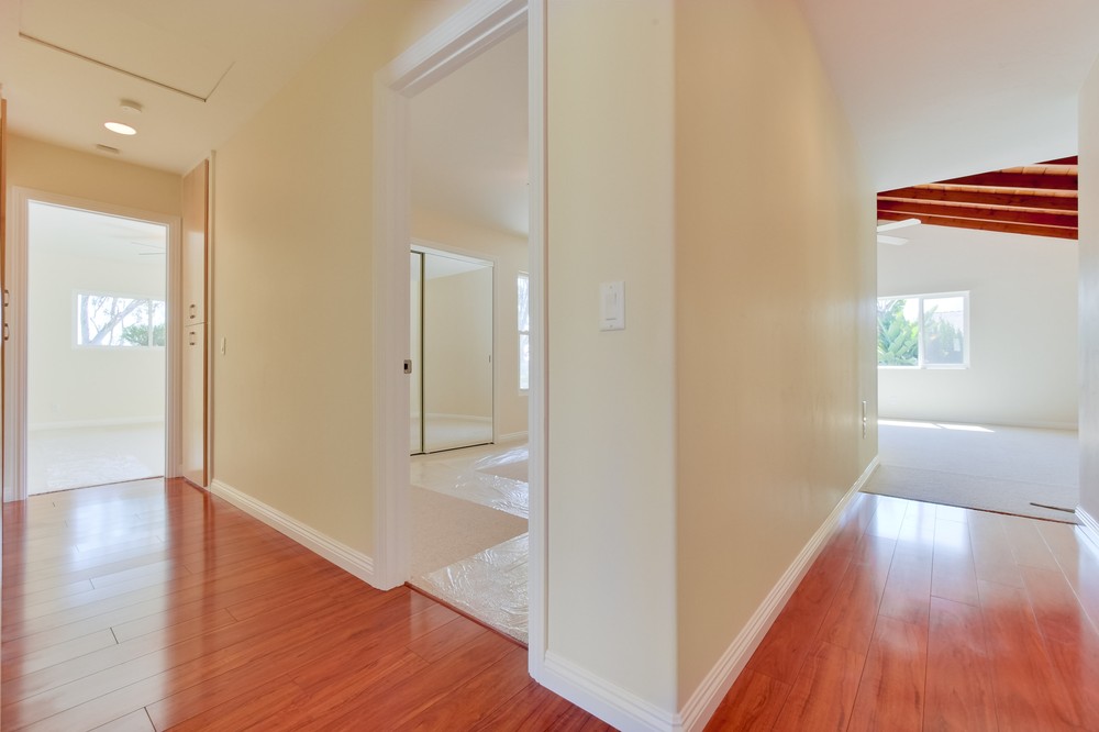 Virtual tour photo 28 of 40 for 273 Mar Vista Dr