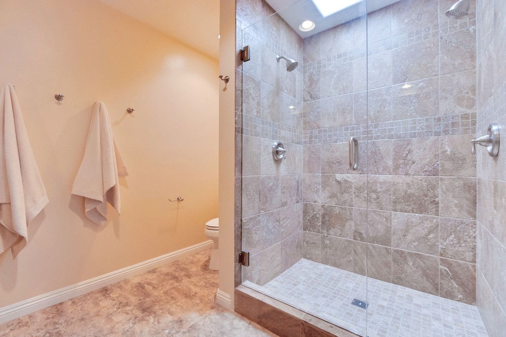 Virtual tour photo 36 of 40 for 273 Mar Vista Dr