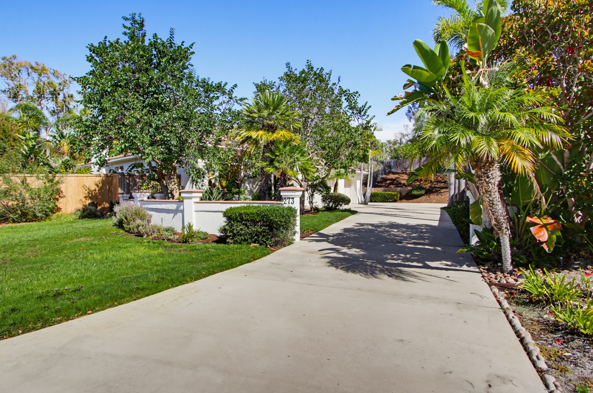 Virtual tour photo 1 of 78 for 273 Pacific View Ln