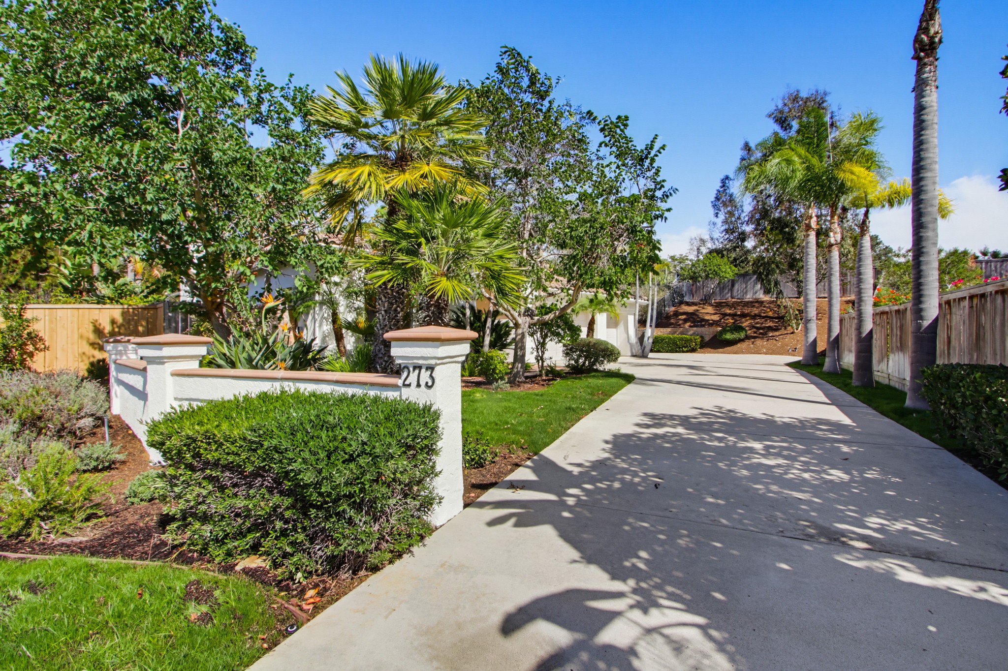 Virtual tour photo 3 of 78 for 273 Pacific View Ln