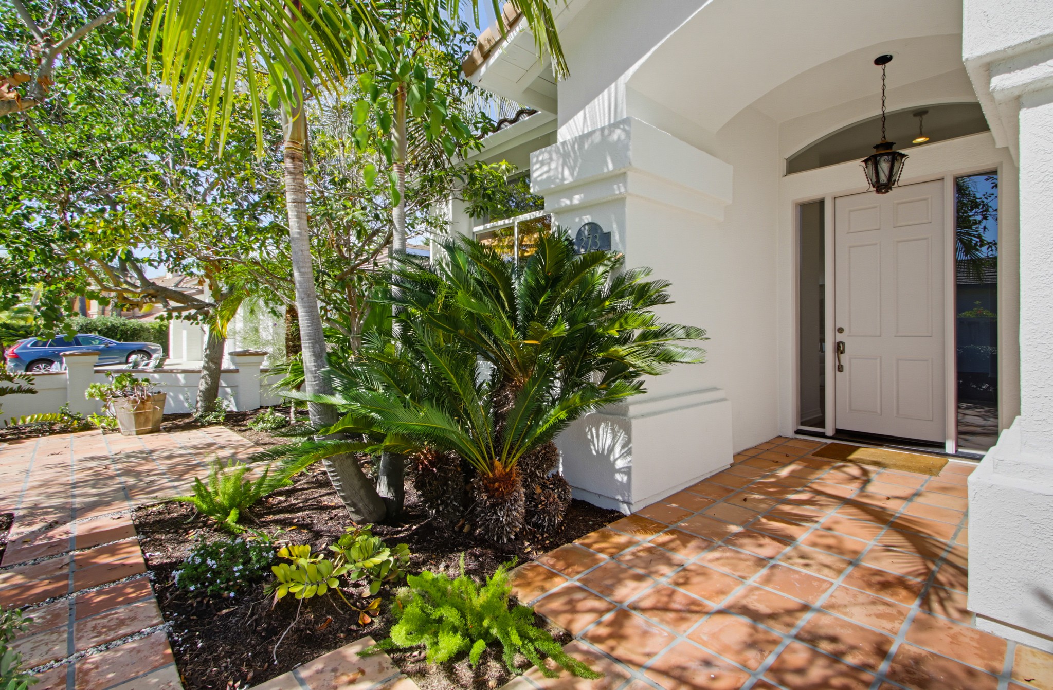Virtual tour photo 11 of 78 for 273 Pacific View Ln
