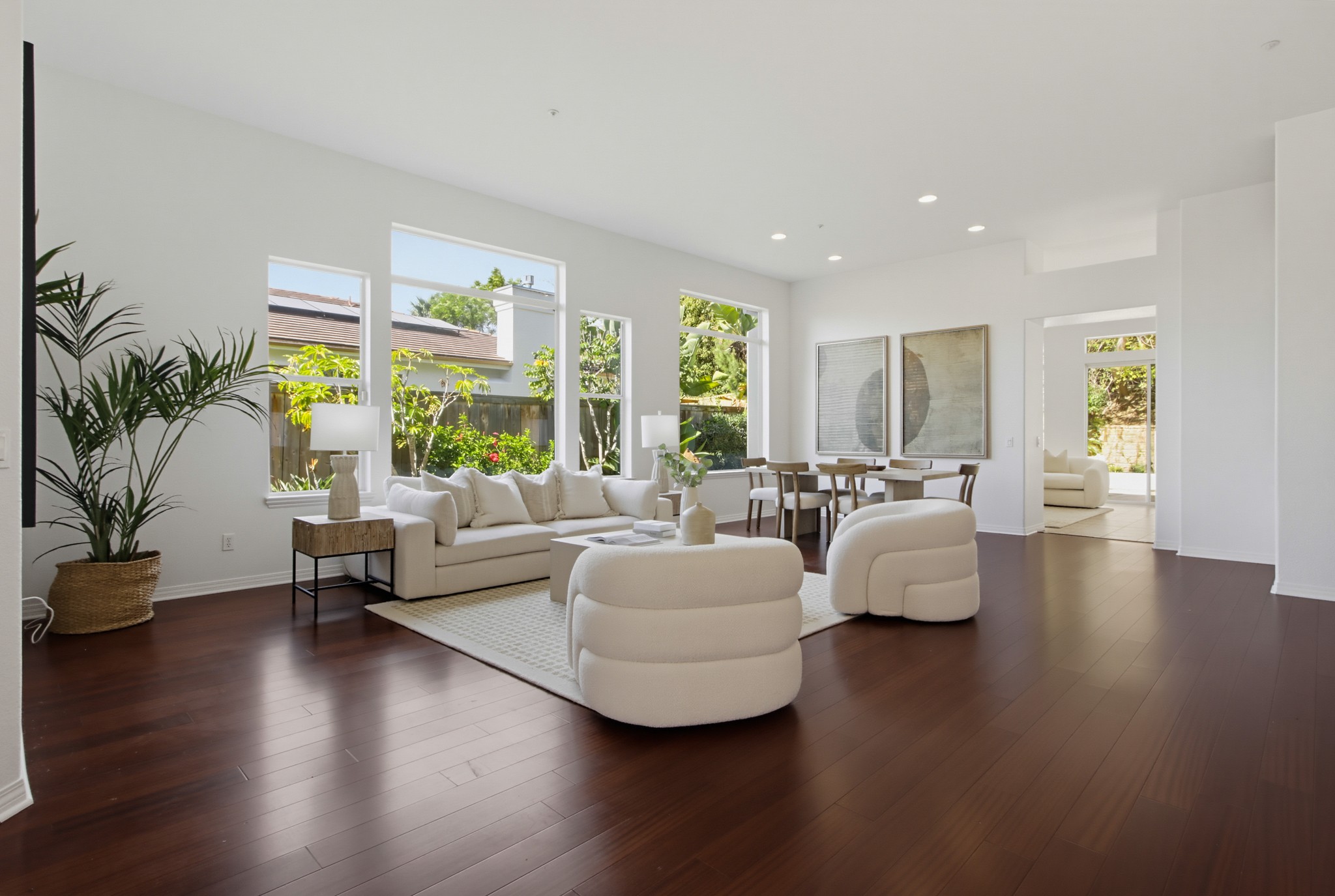Virtual tour photo 13 of 78 for 273 Pacific View Ln