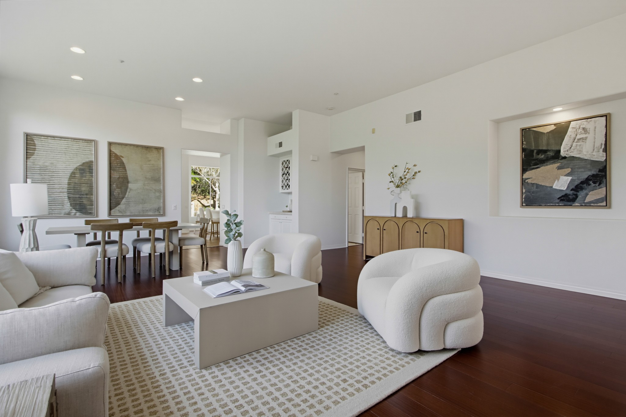 Virtual tour photo 15 of 78 for 273 Pacific View Ln