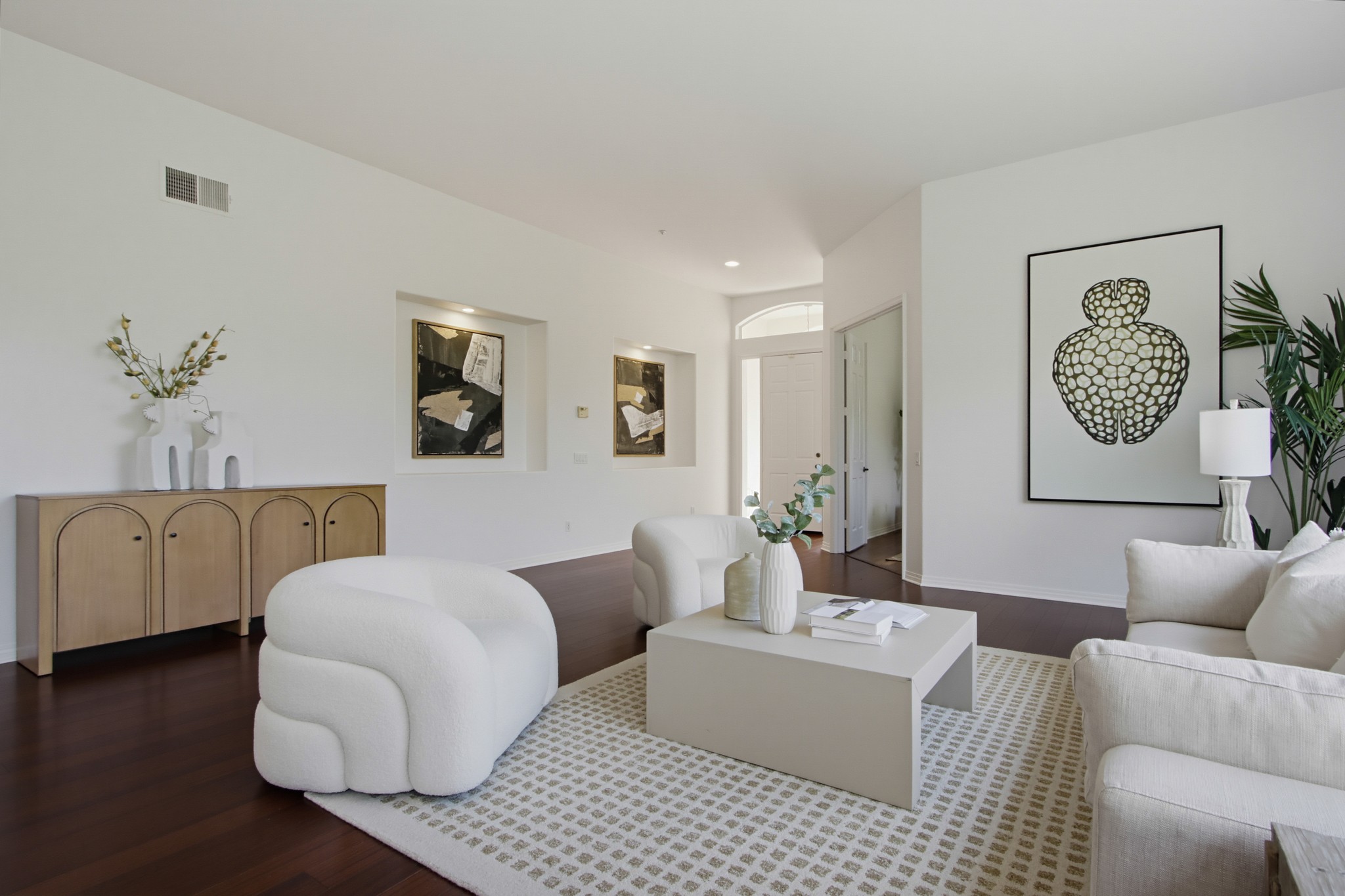 Virtual tour photo 17 of 78 for 273 Pacific View Ln