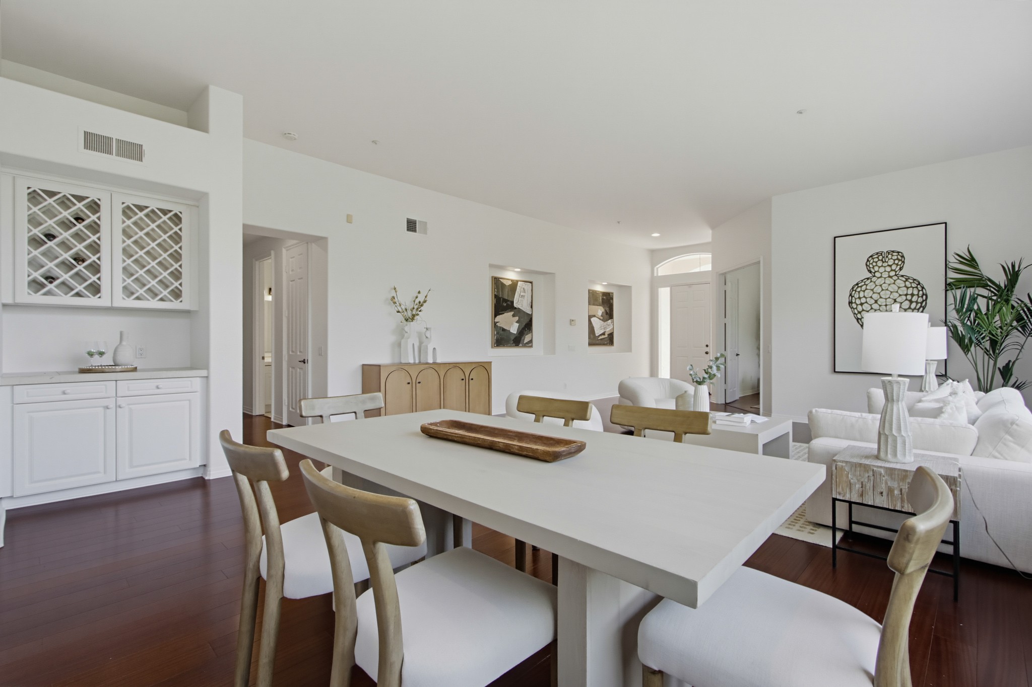 Virtual tour photo 22 of 78 for 273 Pacific View Ln
