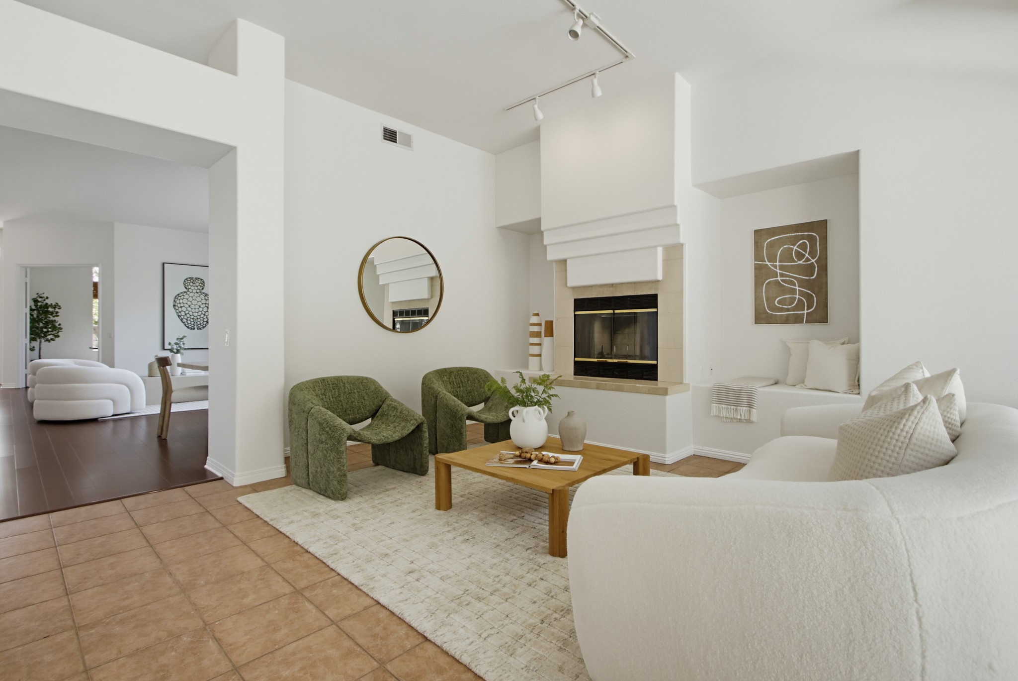 Virtual tour photo 26 of 78 for 273 Pacific View Ln
