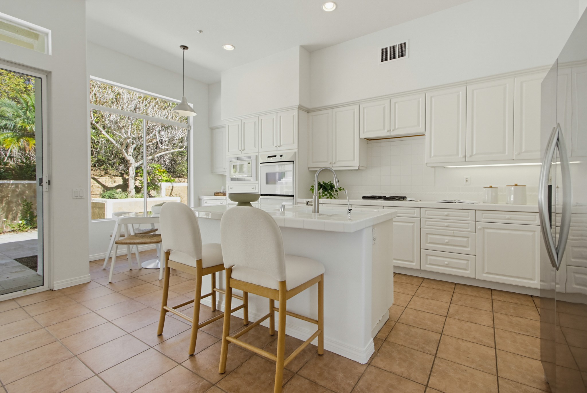 Virtual tour photo 31 of 78 for 273 Pacific View Ln