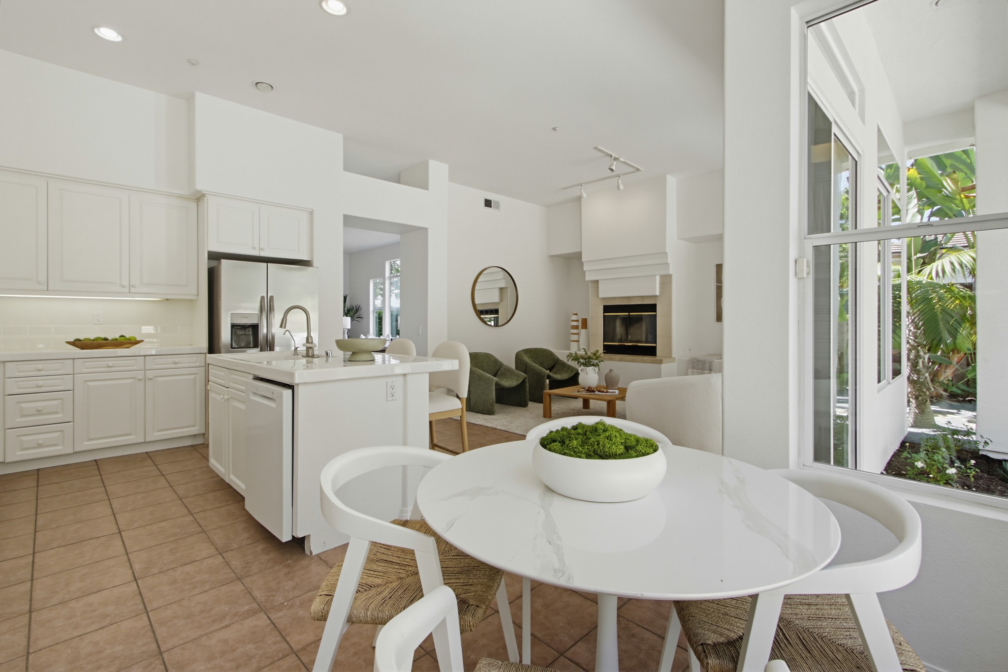 Virtual tour photo 34 of 78 for 273 Pacific View Ln
