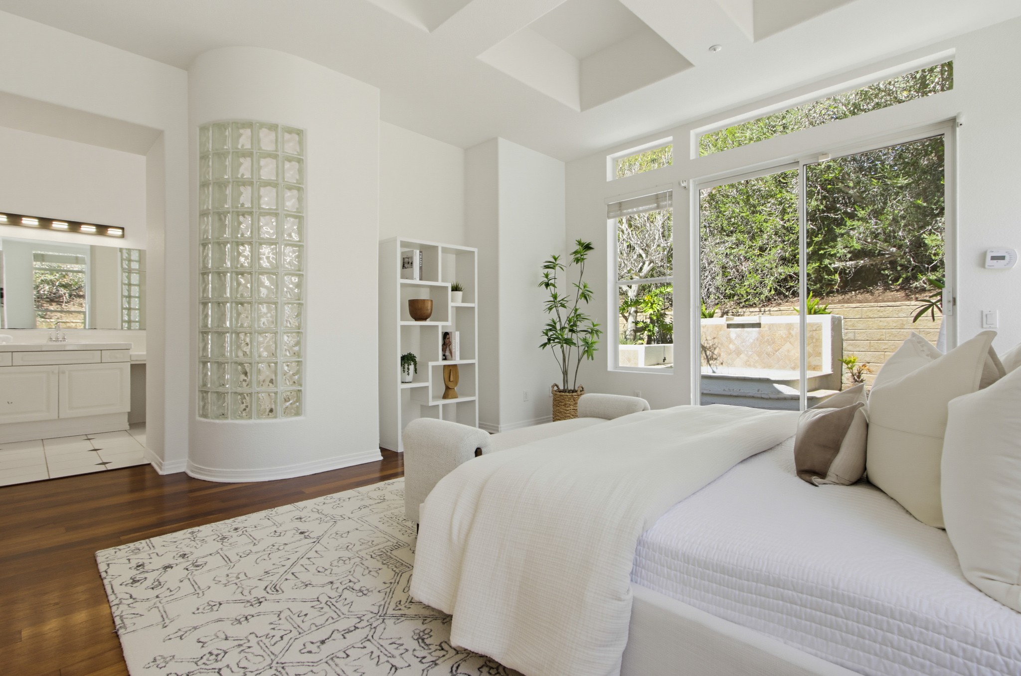 Virtual tour photo 45 of 78 for 273 Pacific View Ln