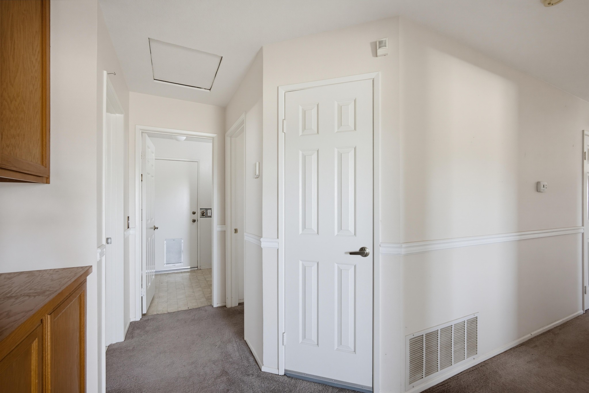 Virtual tour photo 23 of 40 for 27335 Potomac Dr