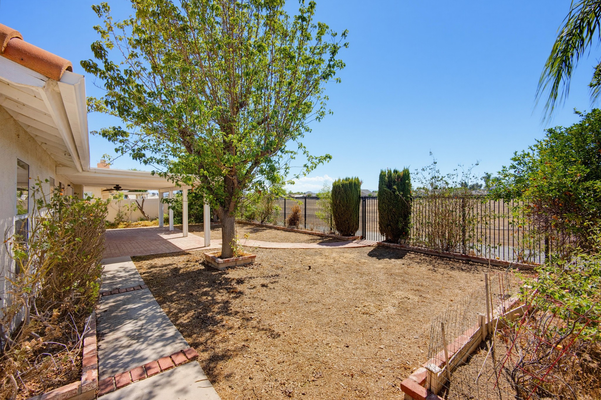 Virtual tour photo 32 of 40 for 27335 Potomac Dr