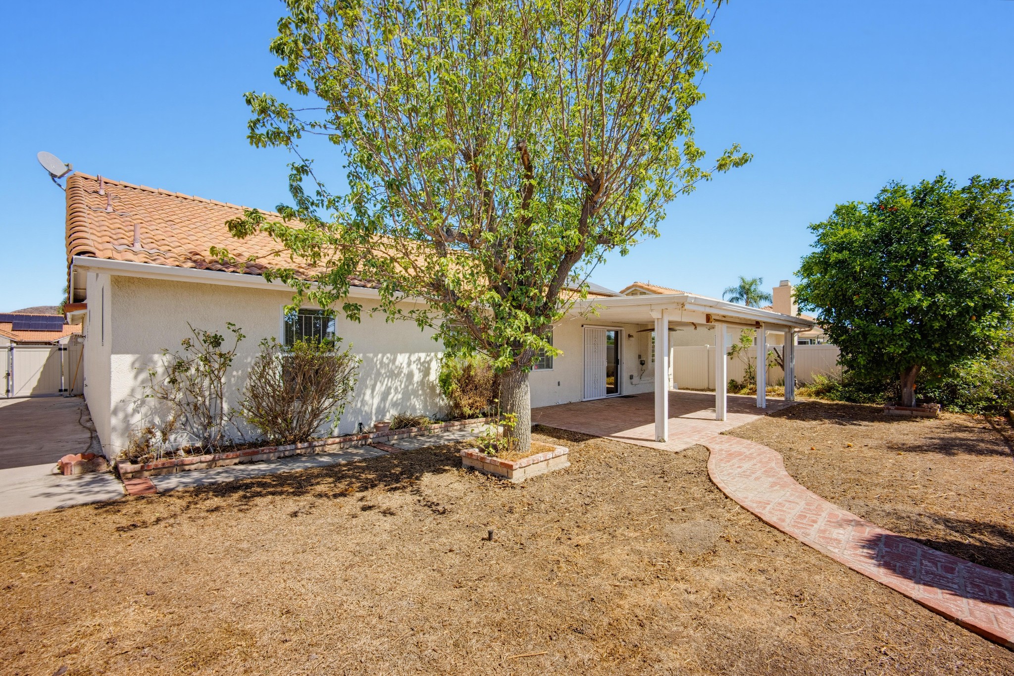 Virtual tour photo 33 of 40 for 27335 Potomac Dr