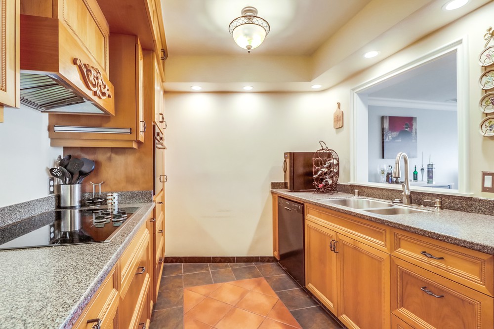 Virtual tour photo 25 of 72 for 2734 2nd Ave E3
