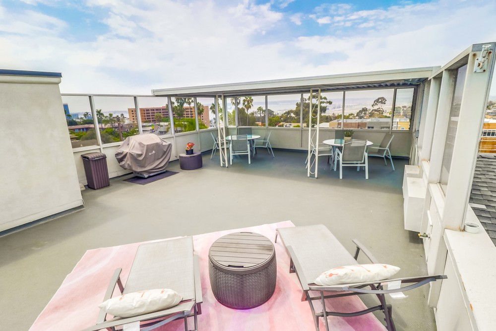 Virtual tour photo 51 of 72 for 2734 2nd Ave E3