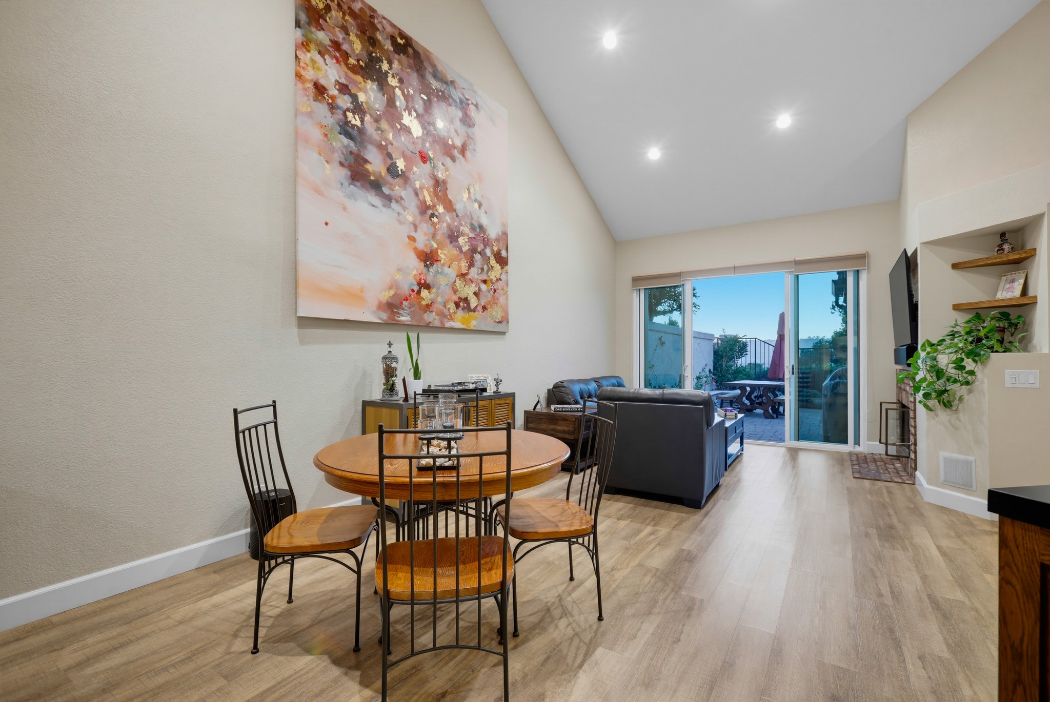 Virtual tour photo 26 of 80 for 27349 Paseo Placentia