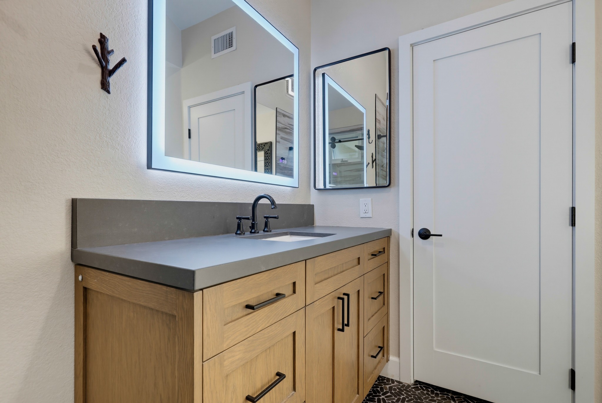 Virtual tour photo 61 of 80 for 27349 Paseo Placentia