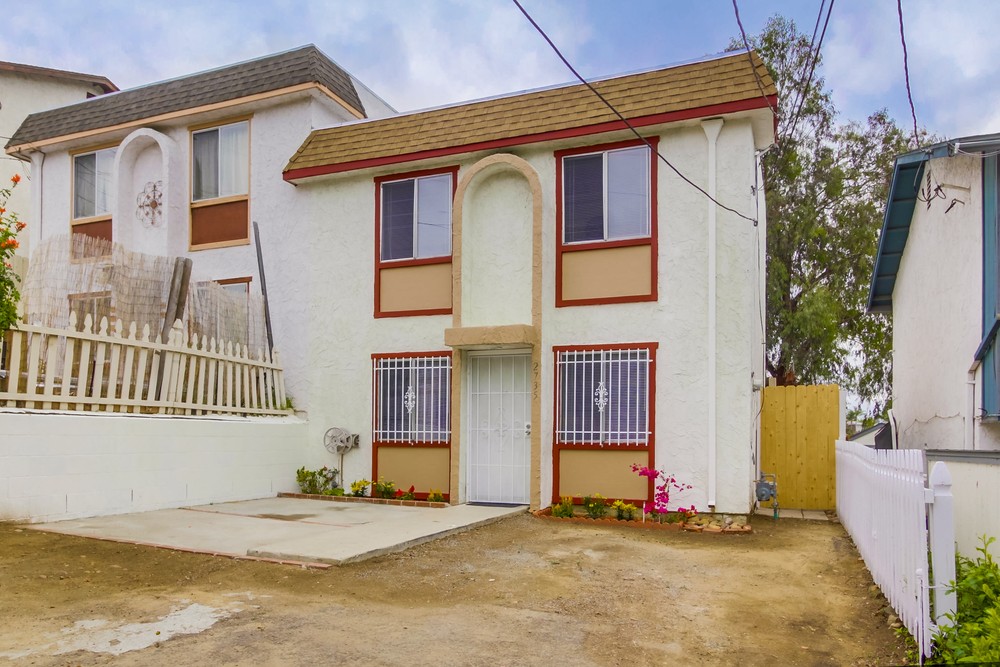 Virtual tour photo 5 of 33 for 2735 Menlo Ave