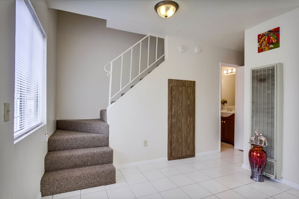 Virtual tour photo 12 of 33 for 2735 Menlo Ave