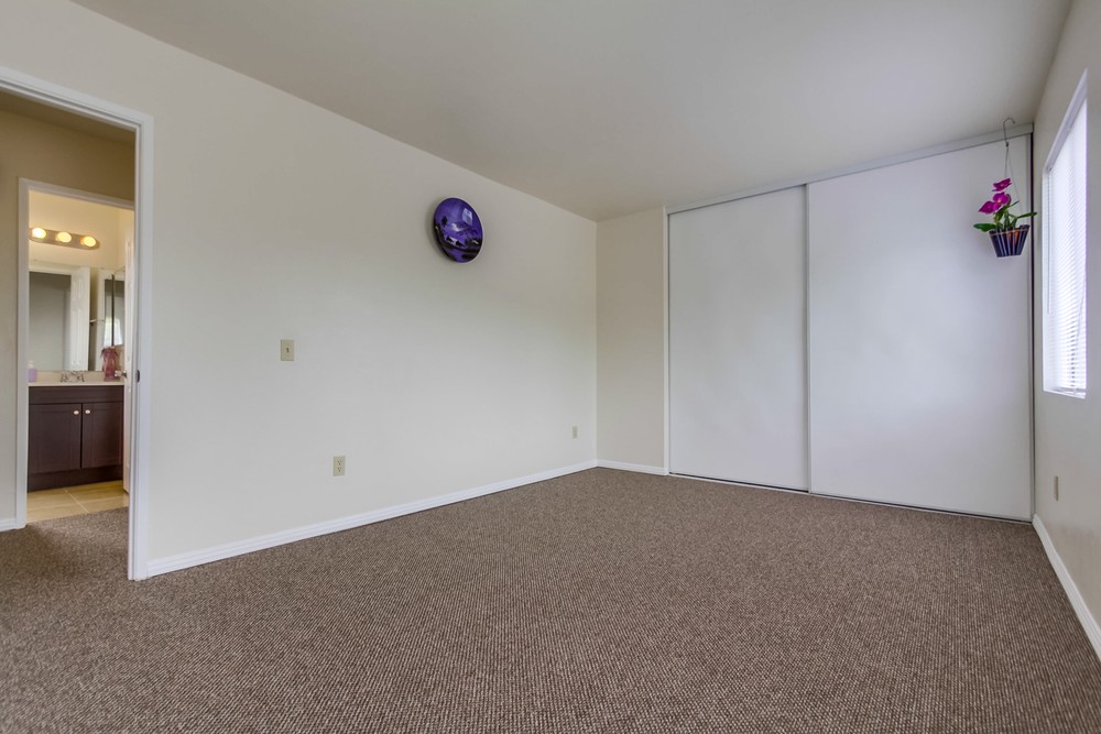 Virtual tour photo 20 of 33 for 2735 Menlo Ave