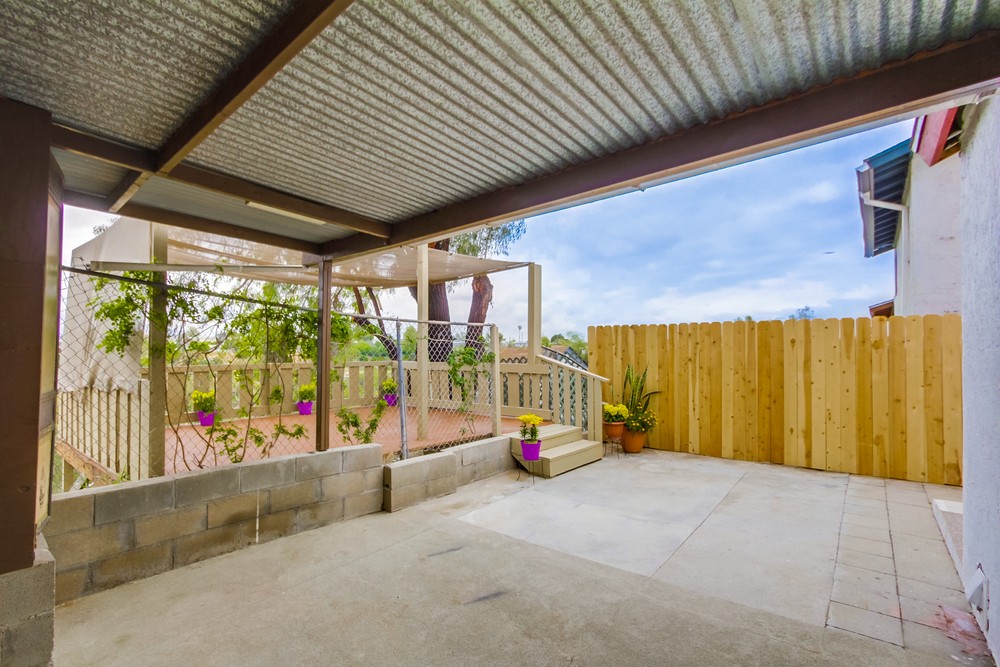 Virtual tour photo 28 of 33 for 2735 Menlo Ave