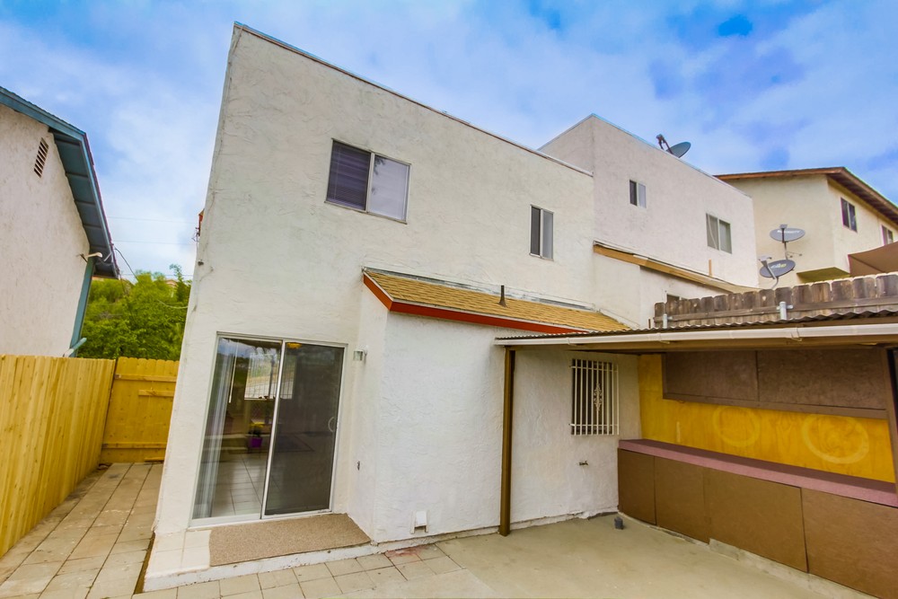Virtual tour photo 29 of 33 for 2735 Menlo Ave