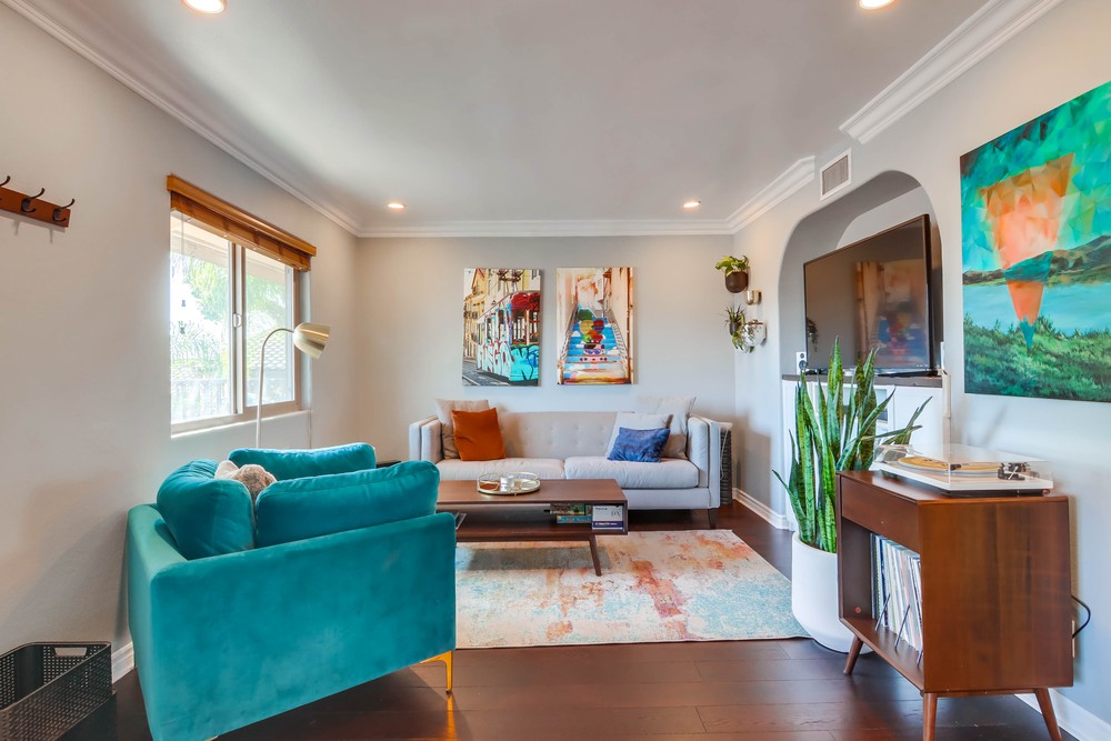 Virtual tour photo 11 of 36 for 2736 B St