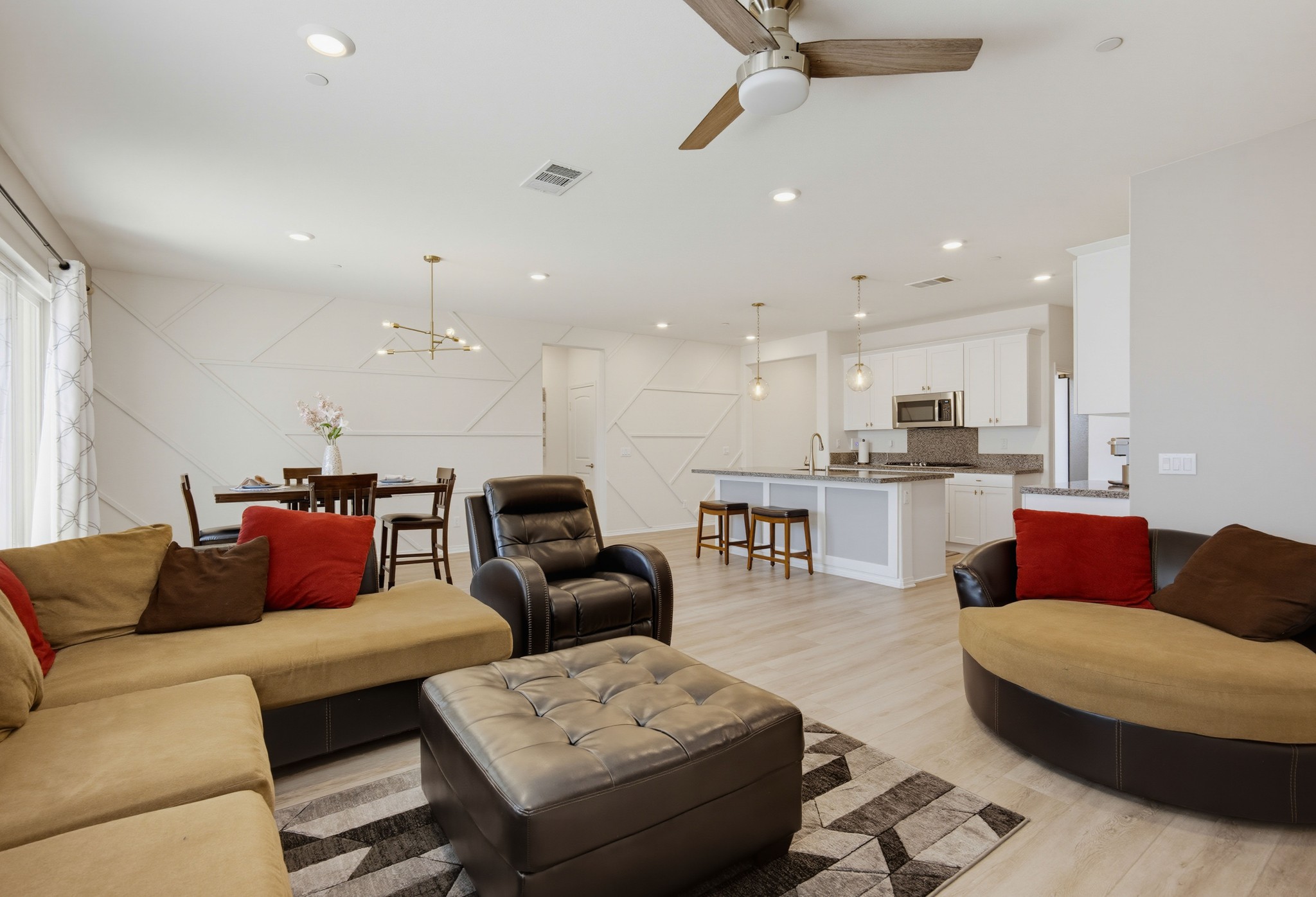 Virtual tour photo 12 of 53 for 27376 Big Bend Dr