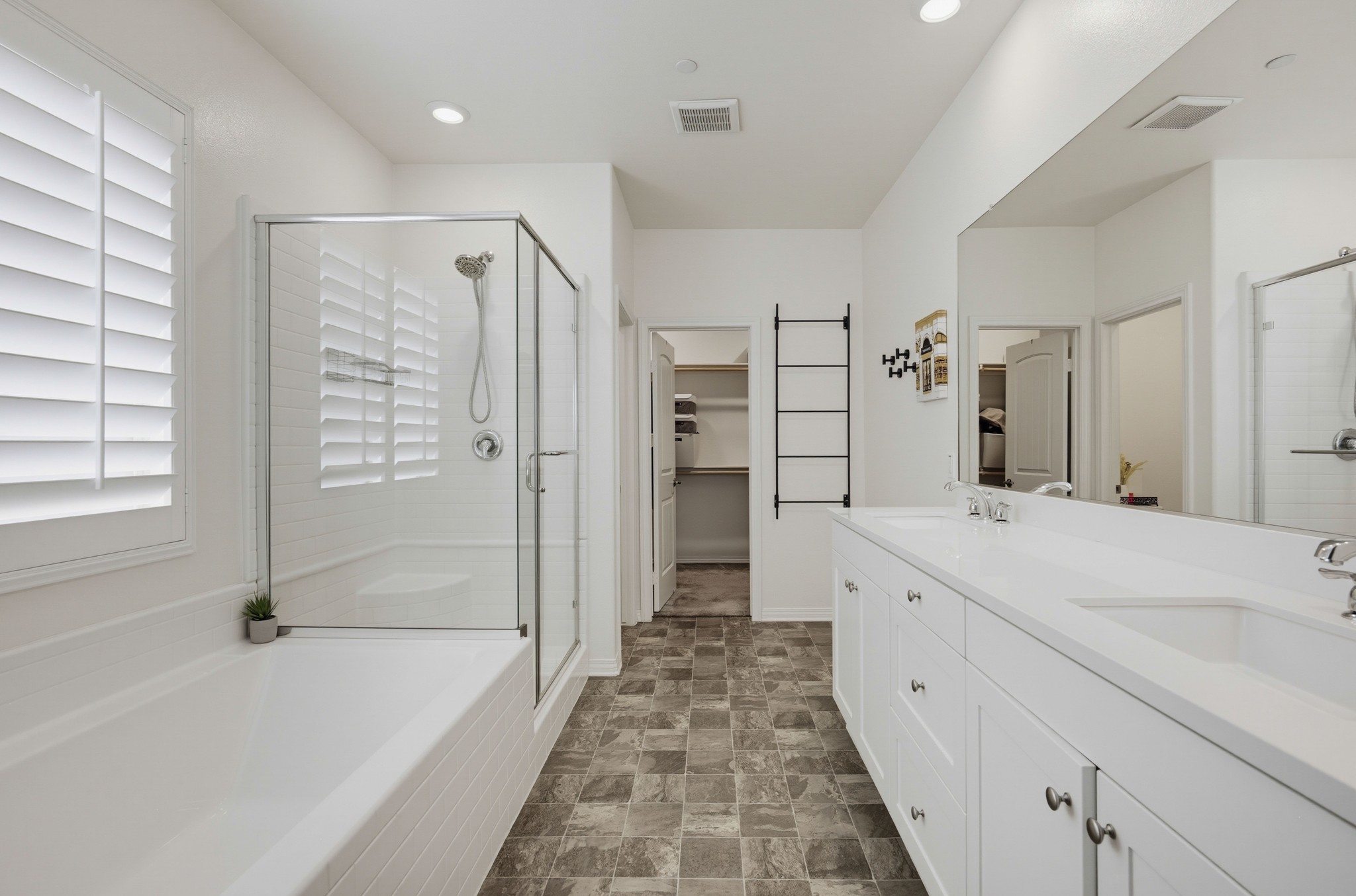Virtual tour photo 25 of 53 for 27376 Big Bend Dr