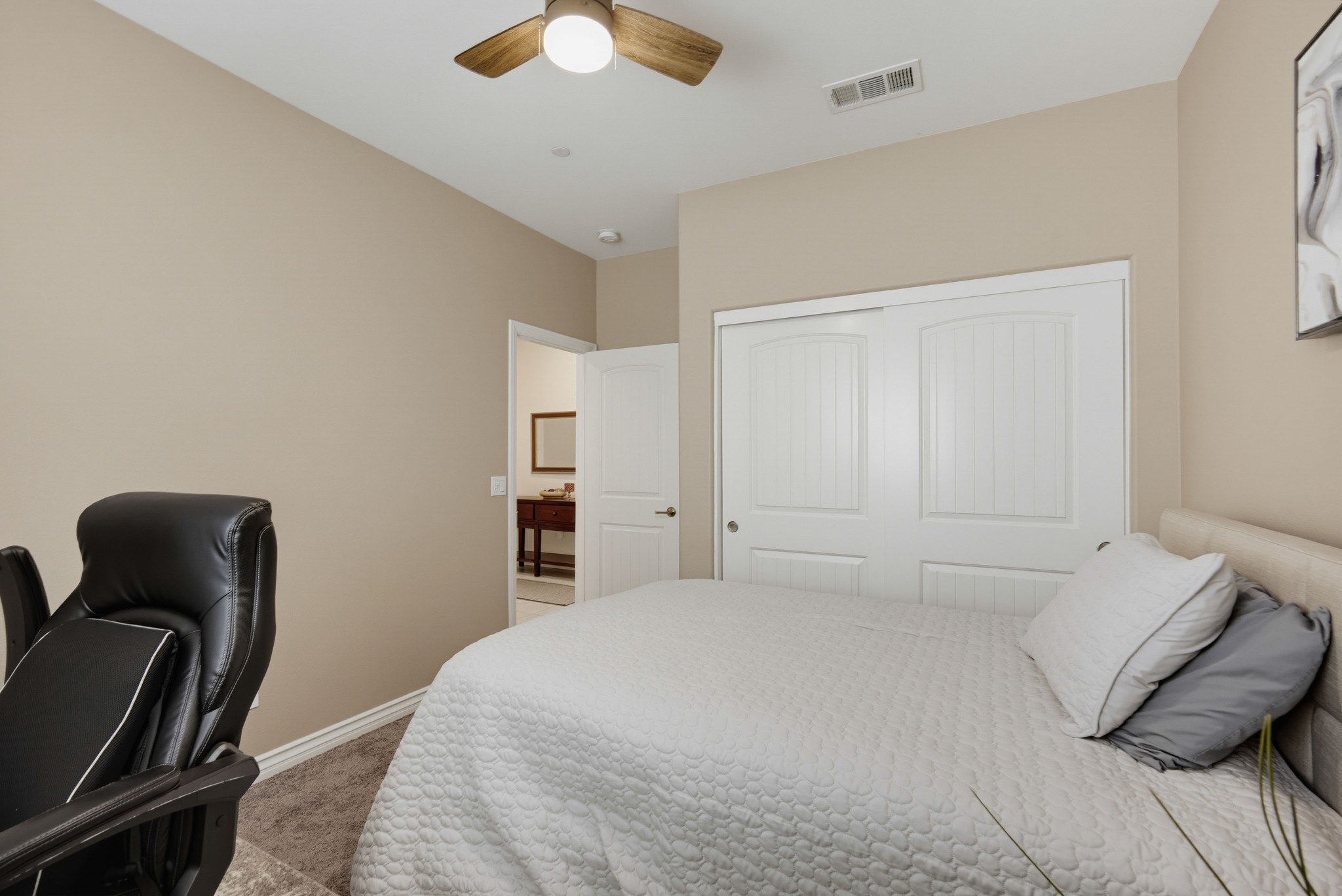 Virtual tour photo 31 of 53 for 27376 Big Bend Dr