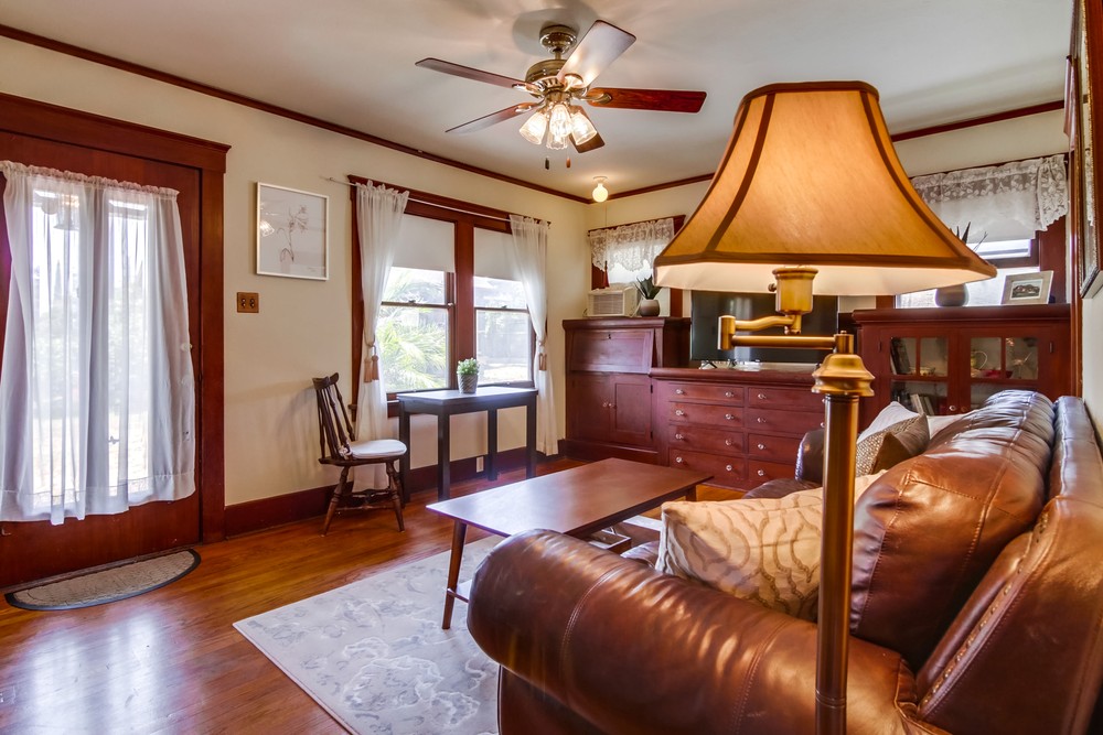 Virtual tour photo 10 of 27 for 2738 C St