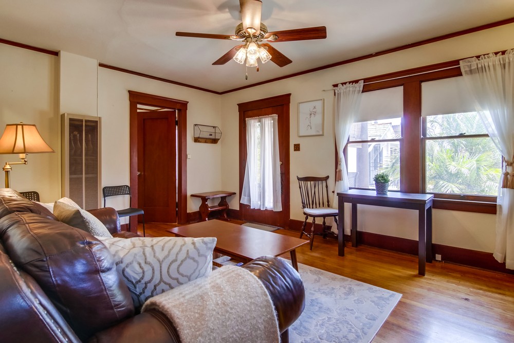 Virtual tour photo 13 of 27 for 2738 C St