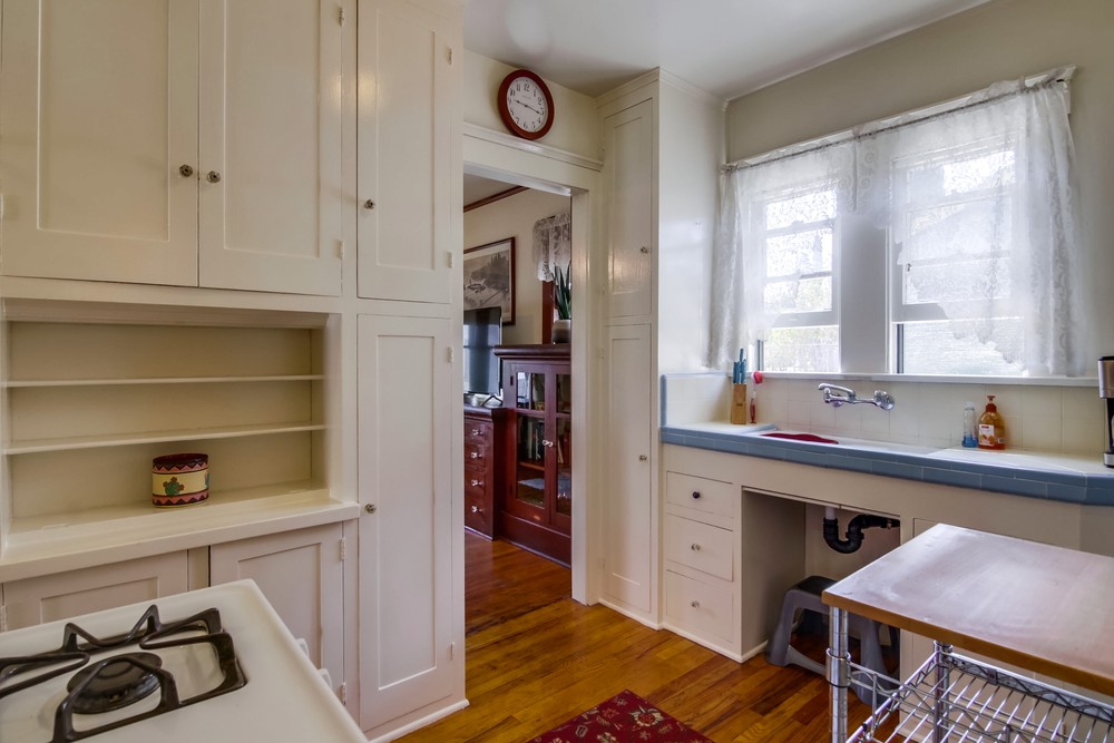 Virtual tour photo 18 of 27 for 2738 C St