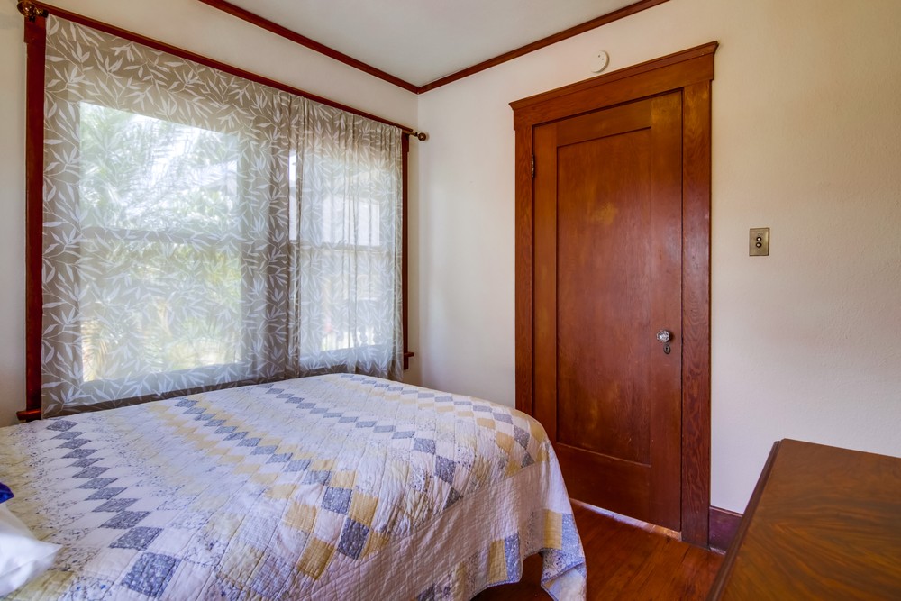 Virtual tour photo 25 of 27 for 2738 C St