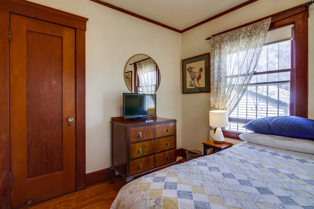 Virtual tour photo 26 of 27 for 2738 C St