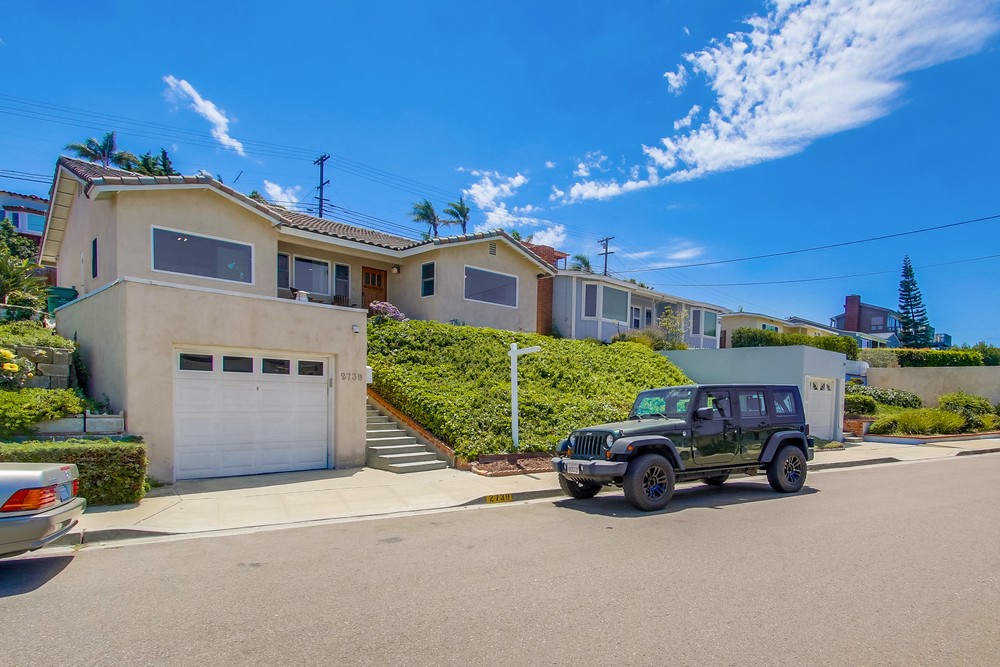 Virtual tour photo 4 of 67 for 2739 Nipoma St