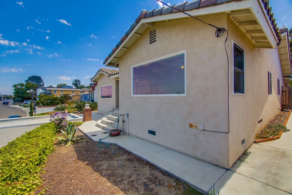Virtual tour photo 10 of 67 for 2739 Nipoma St