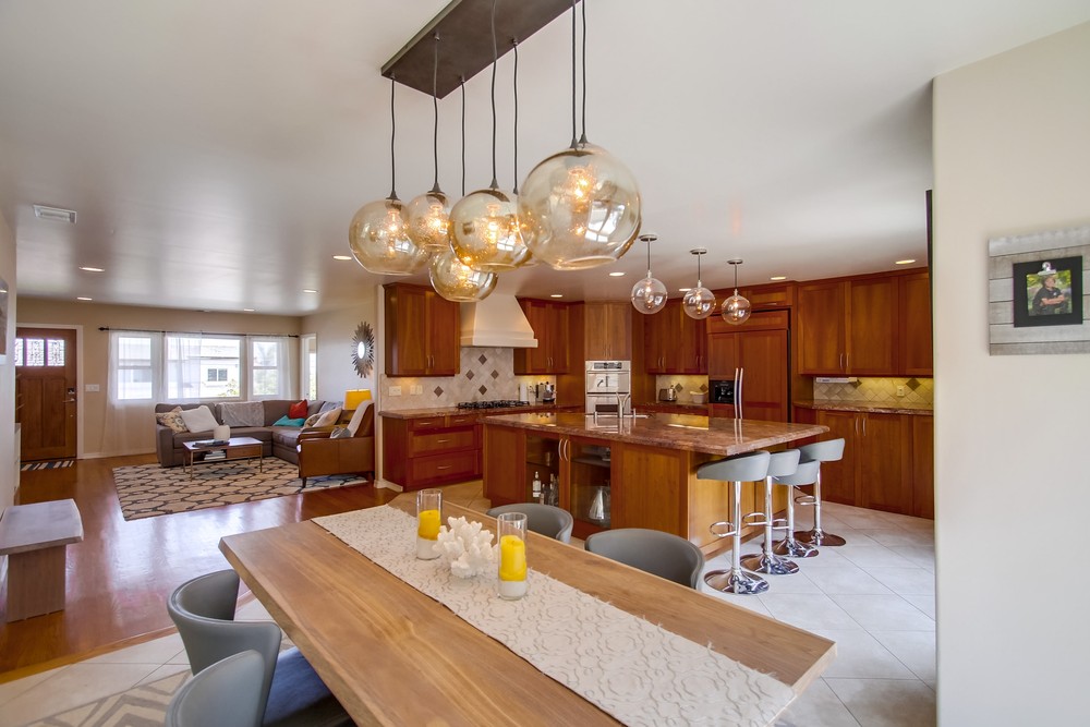 Virtual tour photo 20 of 67 for 2739 Nipoma St