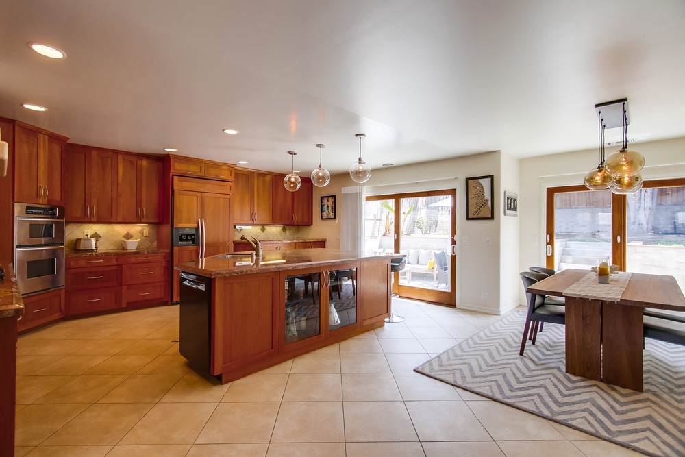 Virtual tour photo 21 of 67 for 2739 Nipoma St