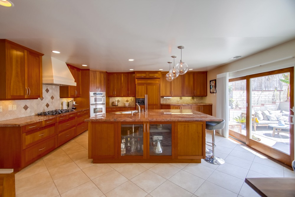 Virtual tour photo 22 of 67 for 2739 Nipoma St