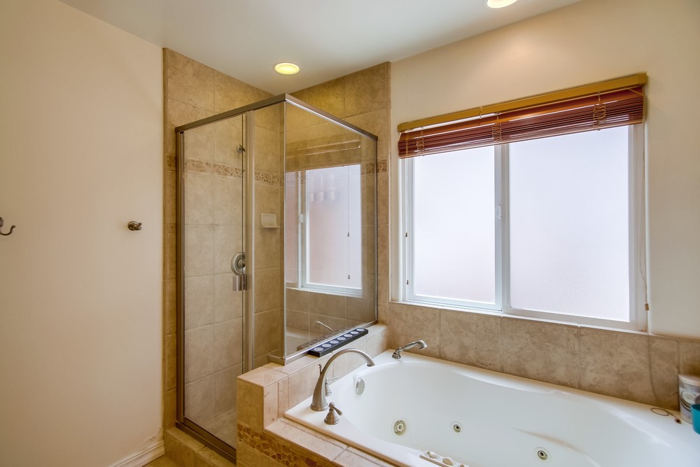 Virtual tour photo 34 of 67 for 2739 Nipoma St