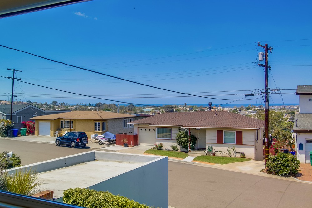 Virtual tour photo 37 of 67 for 2739 Nipoma St