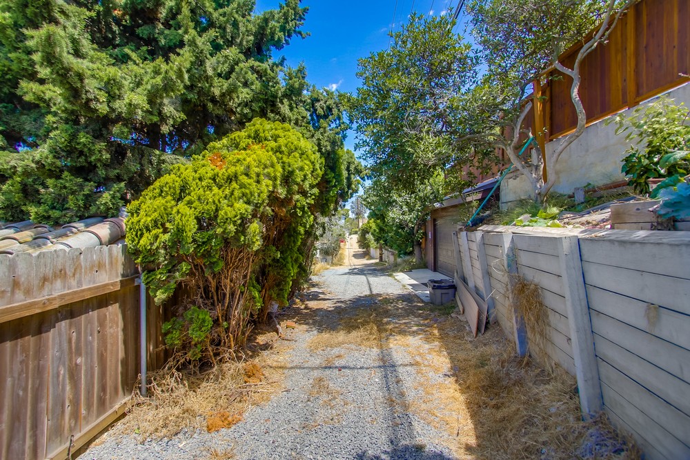Virtual tour photo 63 of 67 for 2739 Nipoma St